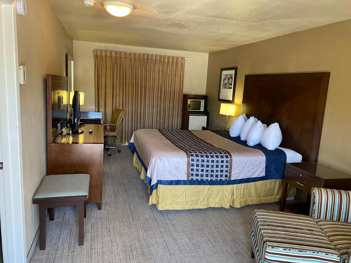 Vino Inn & Suites Atascadero Buitenkant foto