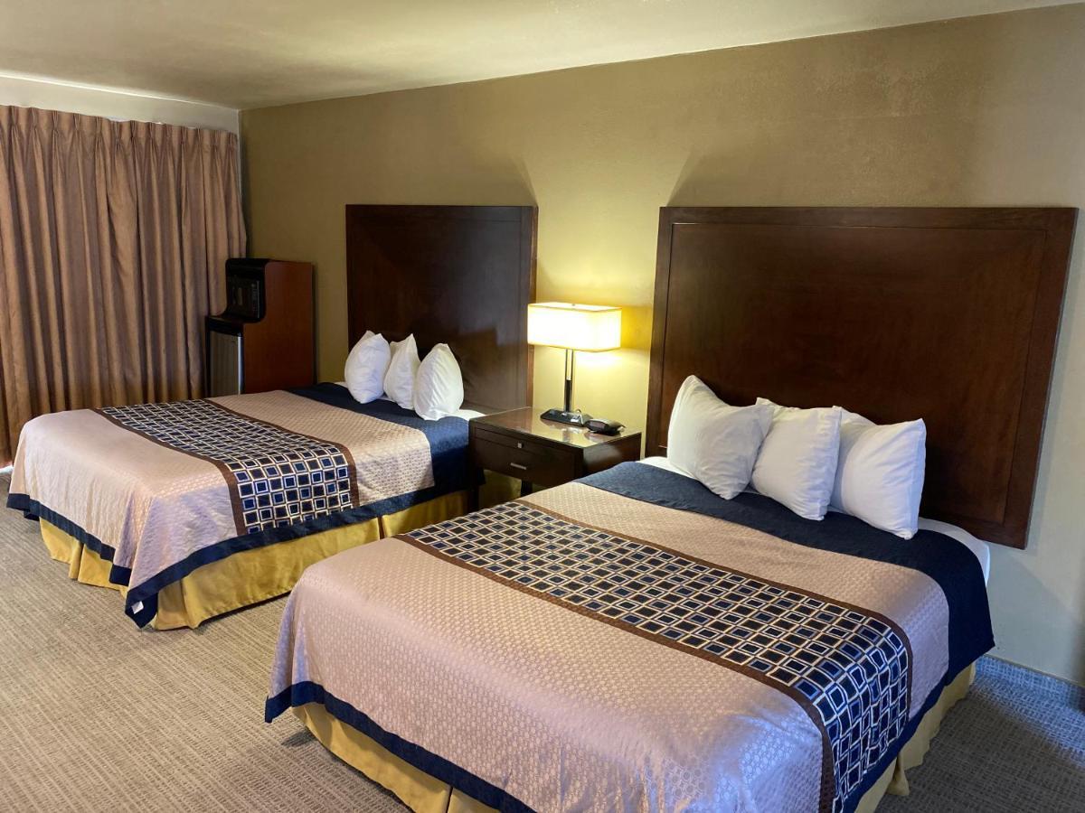 Vino Inn & Suites Atascadero Buitenkant foto
