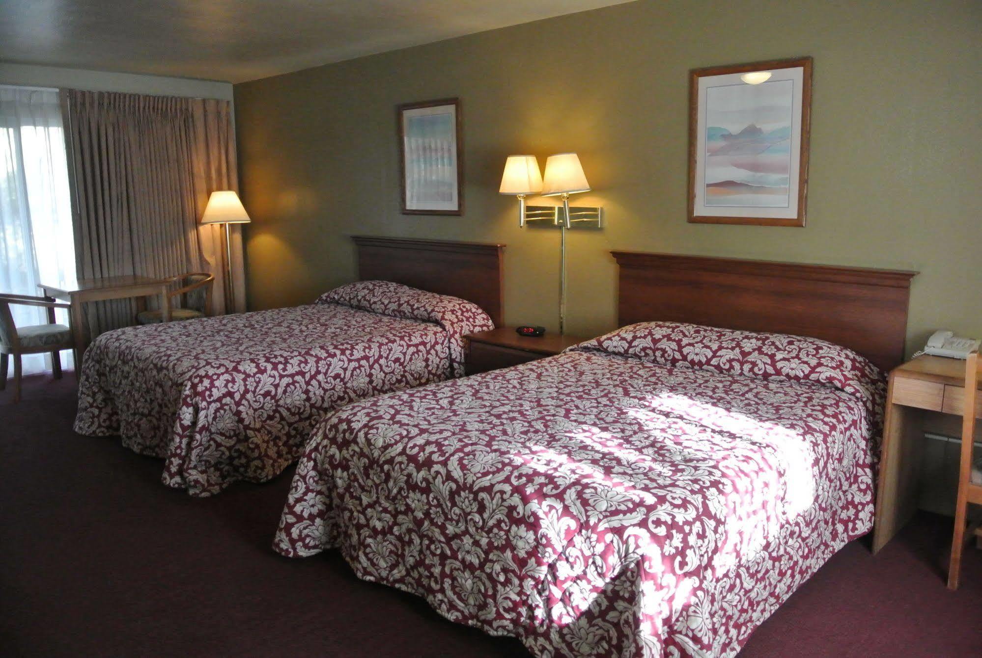 Vino Inn & Suites Atascadero Buitenkant foto