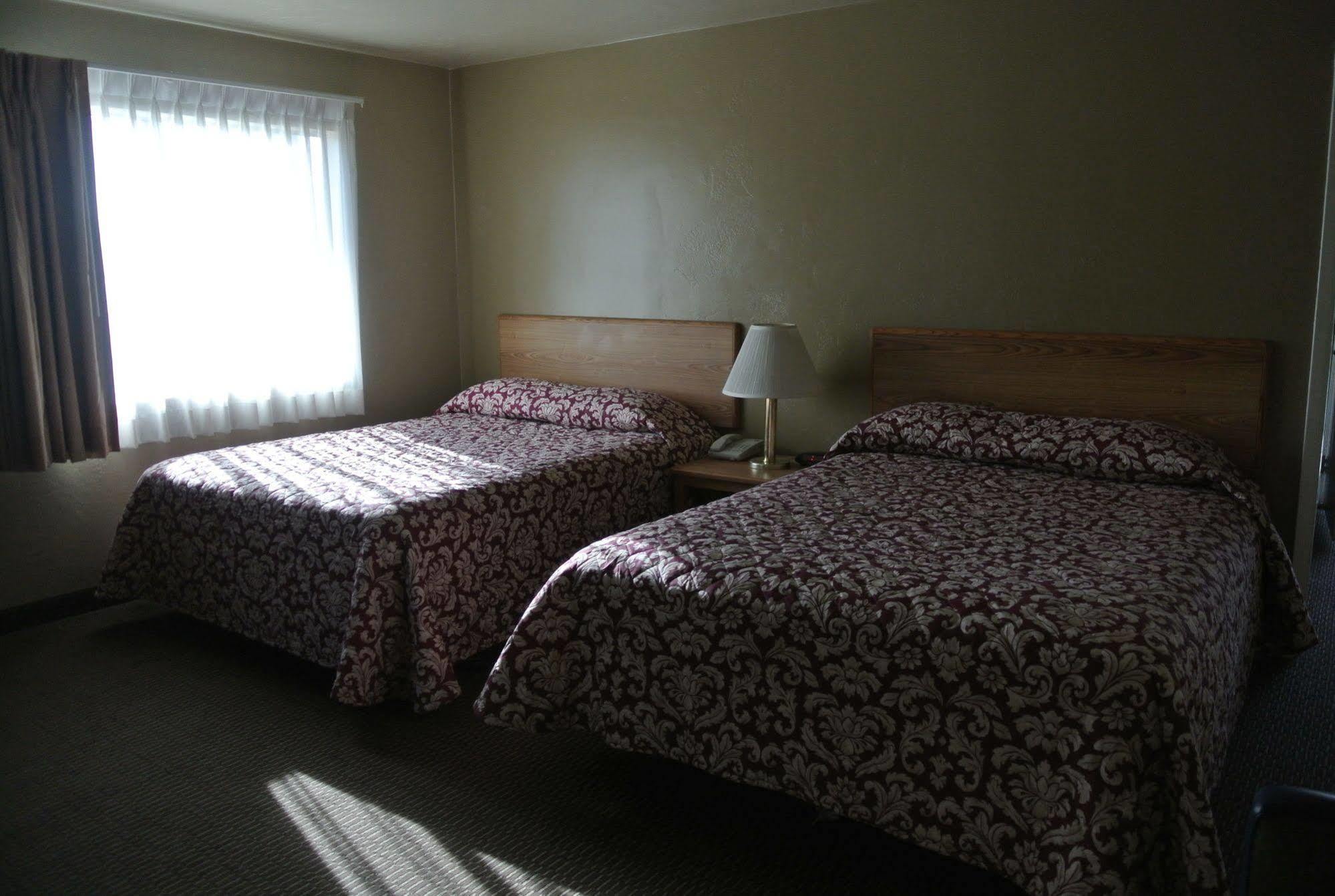Vino Inn & Suites Atascadero Buitenkant foto