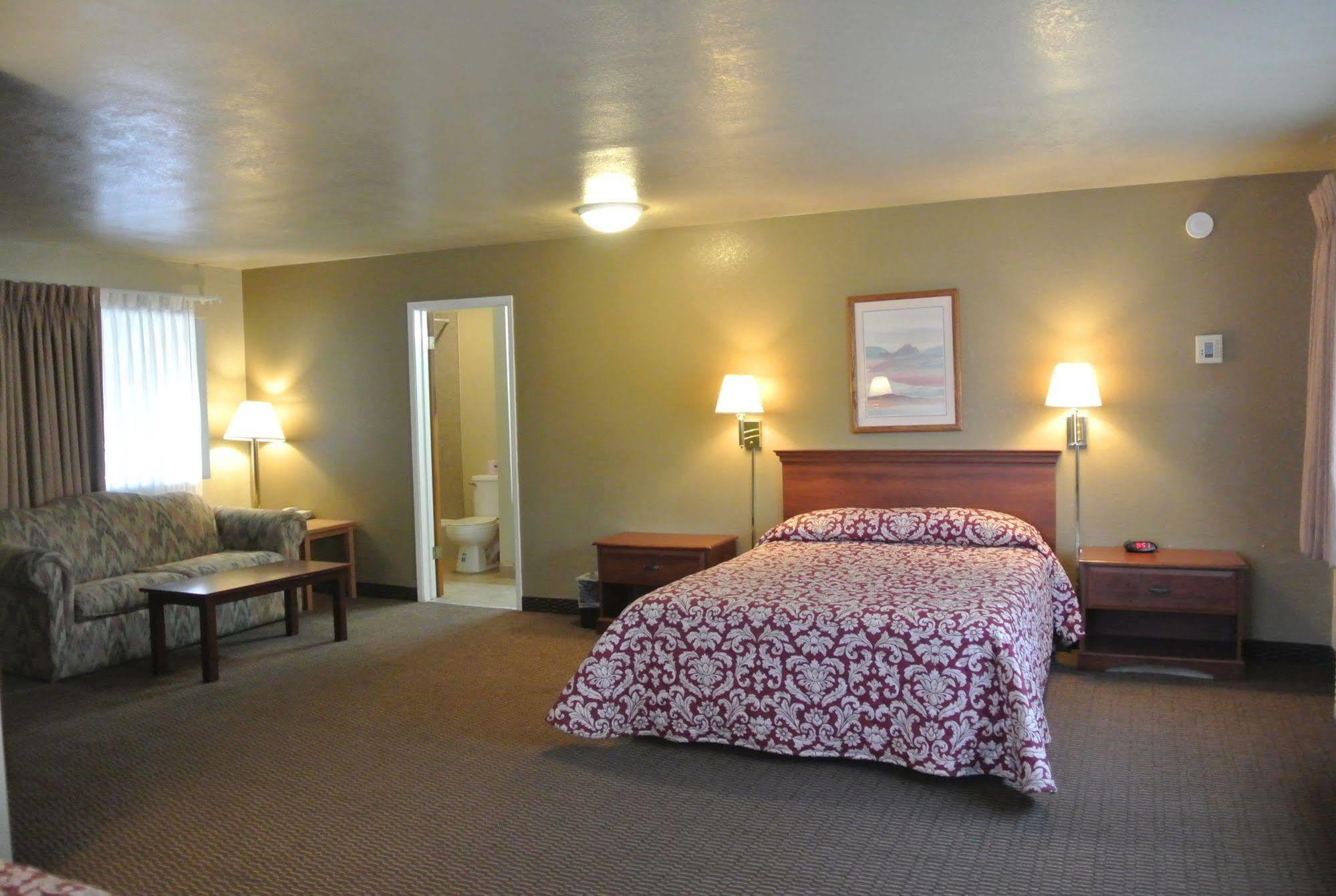 Vino Inn & Suites Atascadero Buitenkant foto
