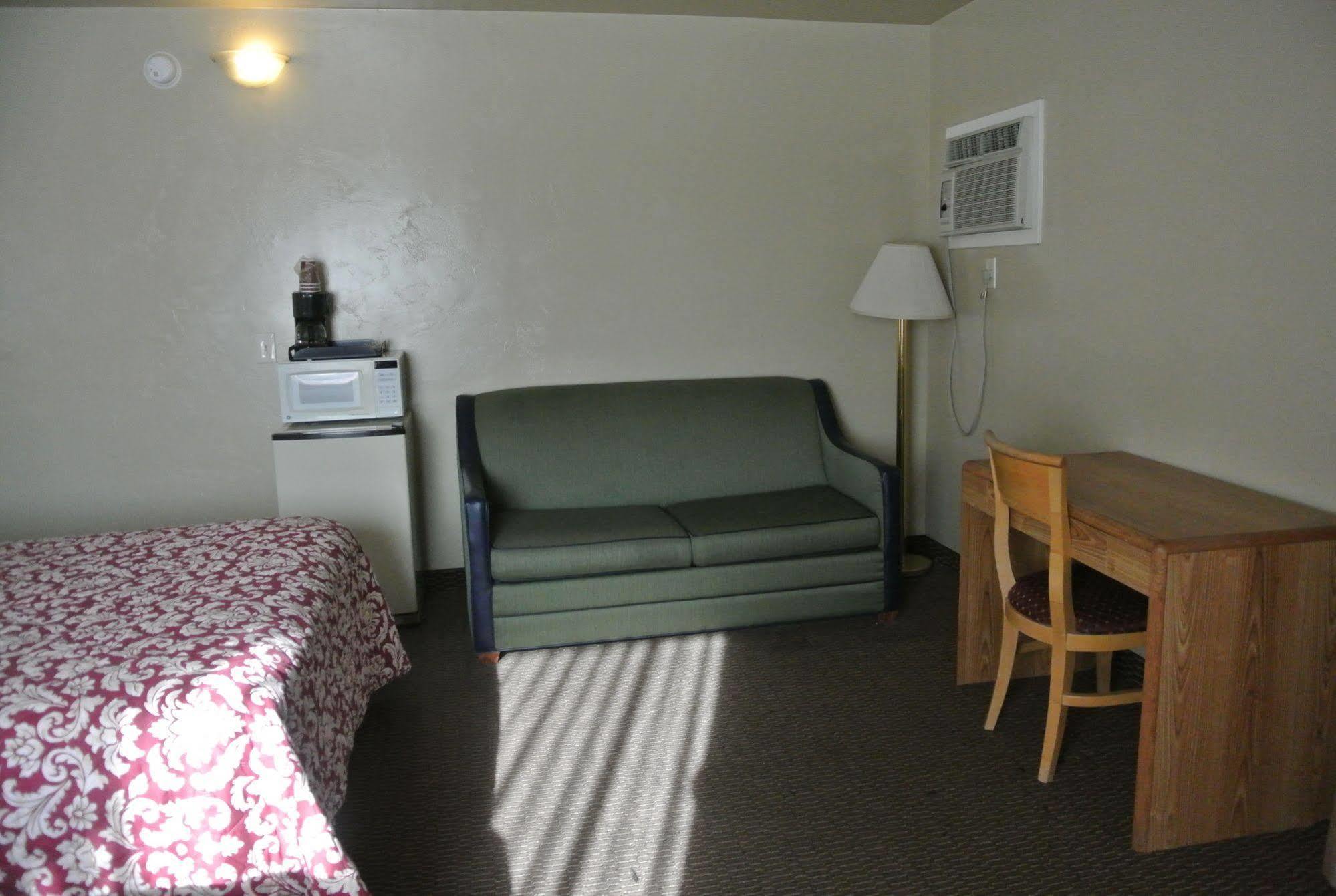 Vino Inn & Suites Atascadero Buitenkant foto